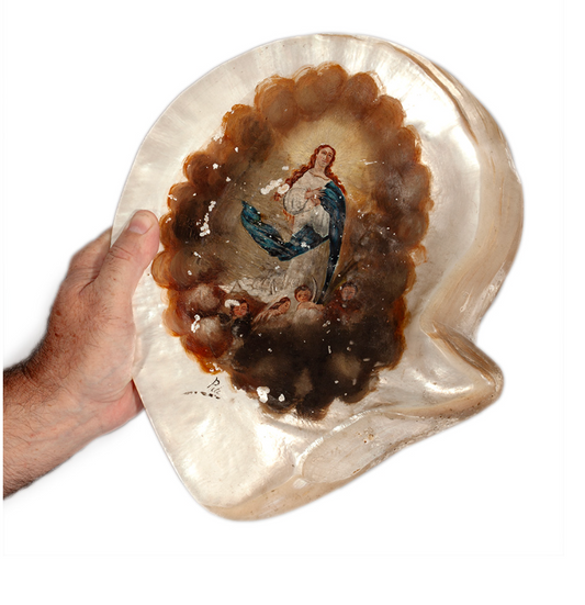"Inmaculada"; Óleo sobre concha de nácar. Escuela española, siglo XIX