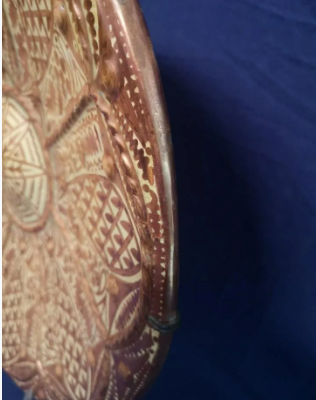 Plato de Manises con lustre metálico, ca. fin siglo XVIII – siglo XIX.