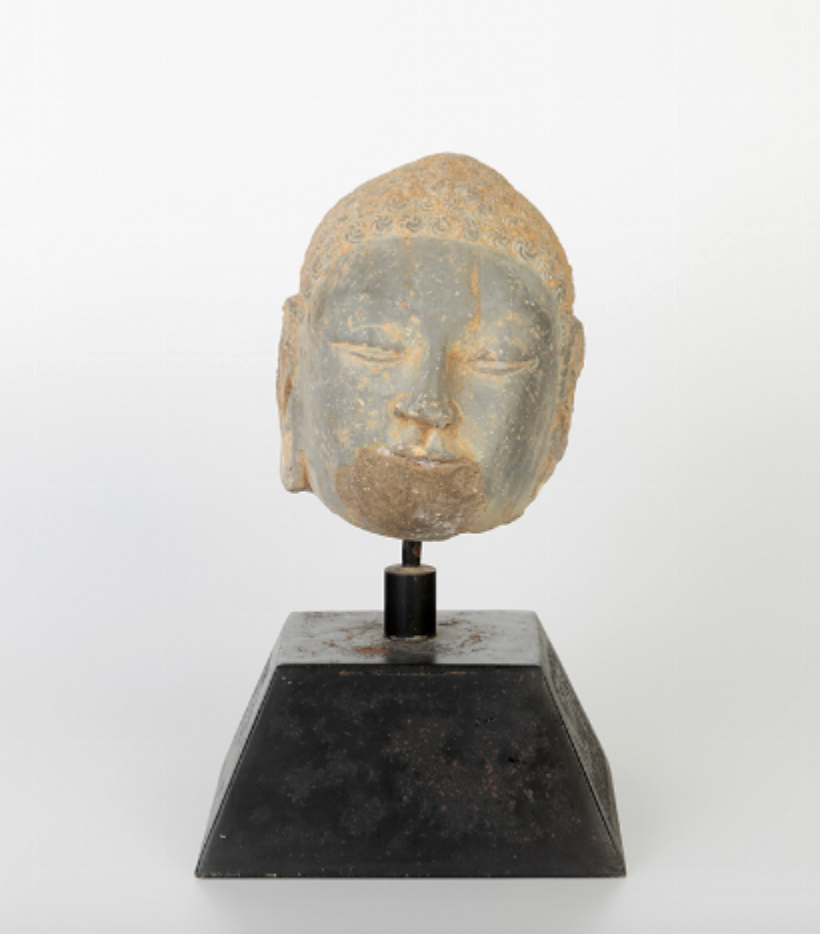 Cabeza de Buda. Camboya, siglo XX