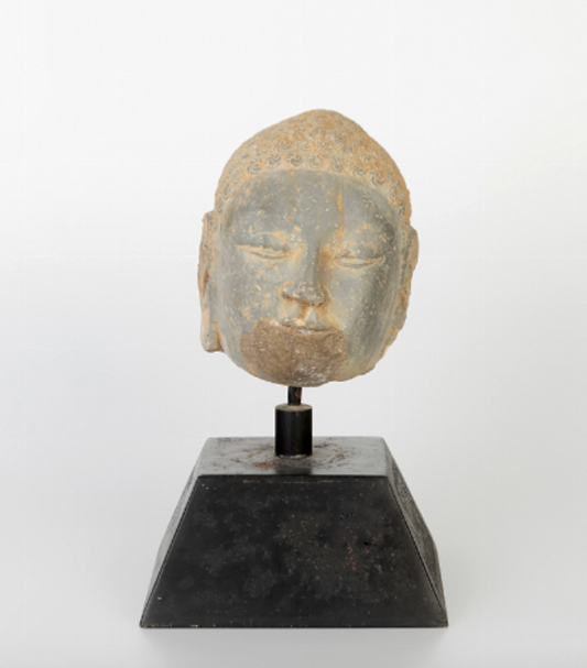 Cabeza de Buda. Camboya, siglo XX